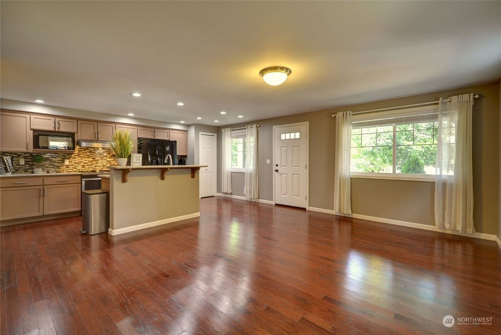 Photo of 14603 47th Avenue NE, Marysville, WA 98271 (MLS # 2139610)