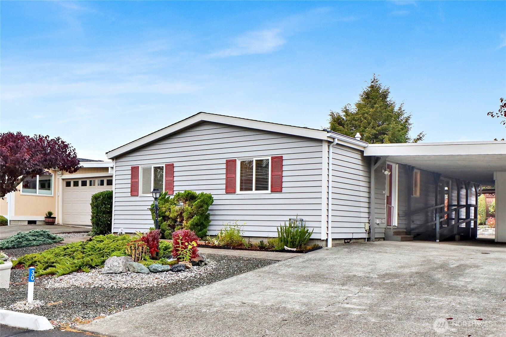 3802 James Street 30