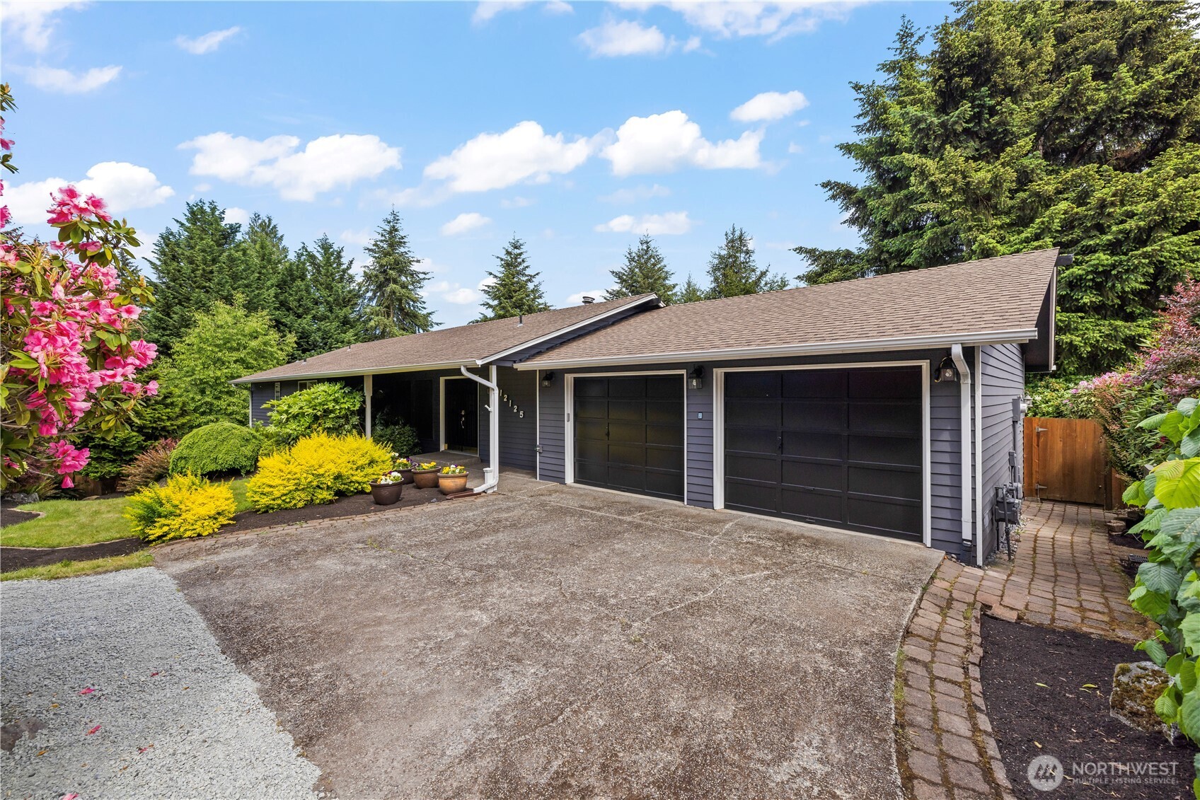 12125 138th Ave E