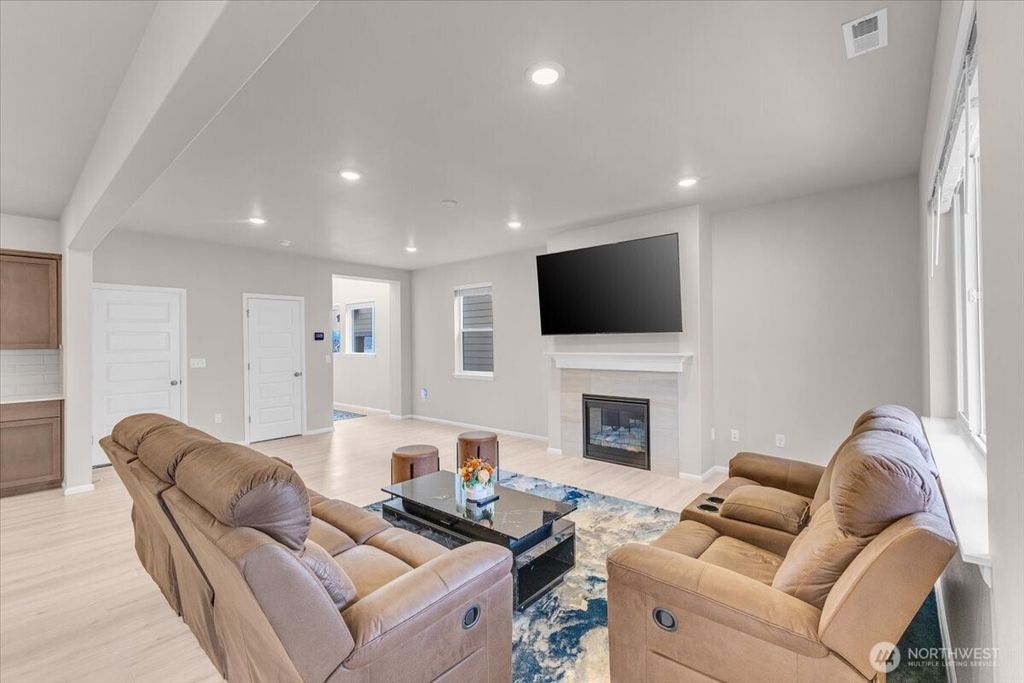 Photo of 1521 10th Place, Sultan, WA 98294 (MLS # 2476962)