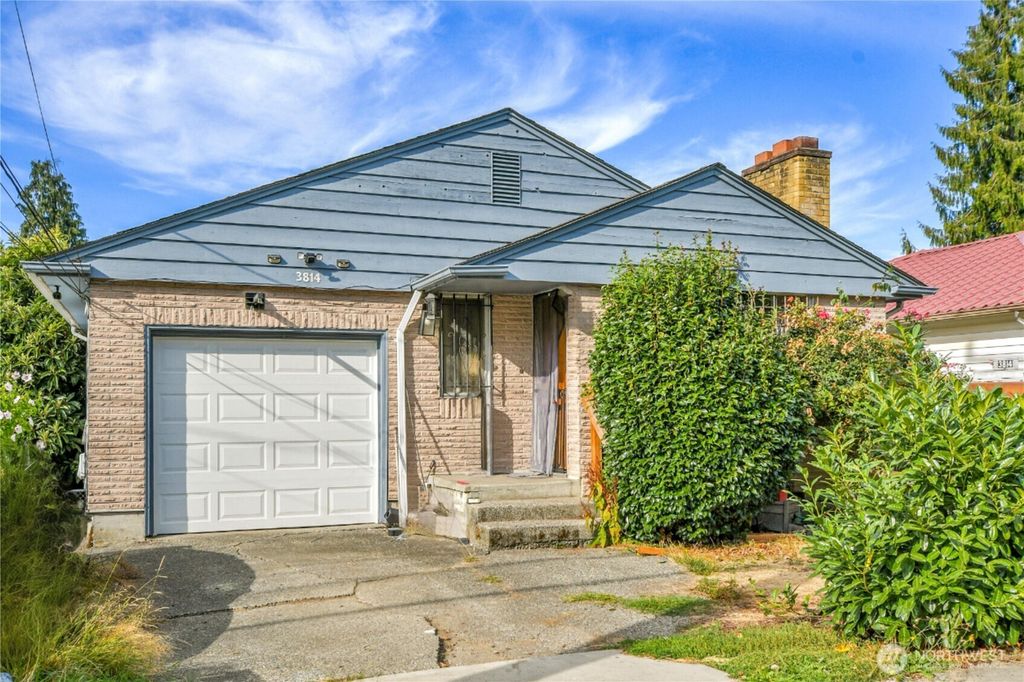 Photo of 3814 Cloverdale Avenue S, Seattle, WA 98118 (MLS # 2431625)