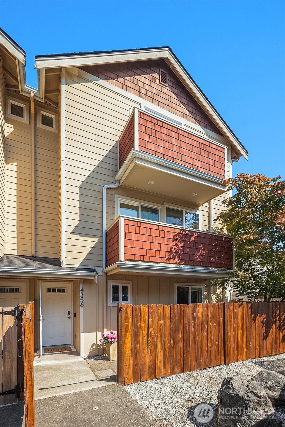 Photo of 14356 19th Avenue NE, Seattle, WA 98125 (MLS # 2573692)