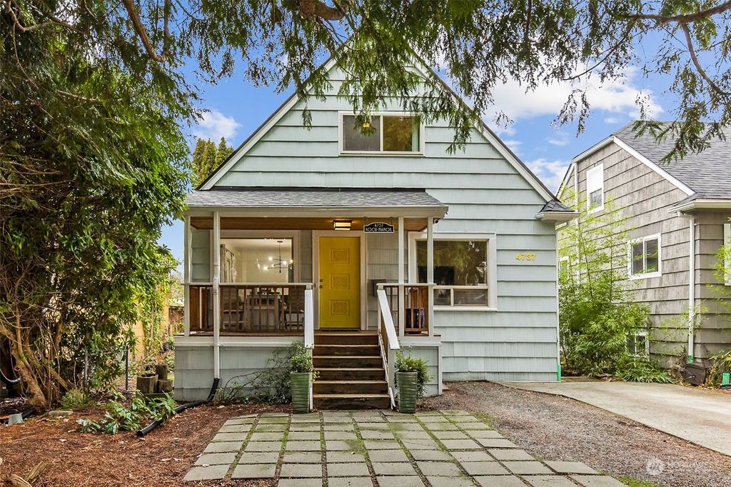 Photo of 4737 49th Avenue SW, Seattle, WA 98116 (MLS # 2187809)