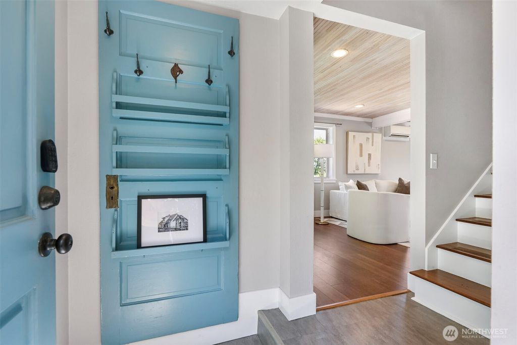 Photo of 9744 49th Avenue S, Seattle, WA 98118 (MLS # 2367029)