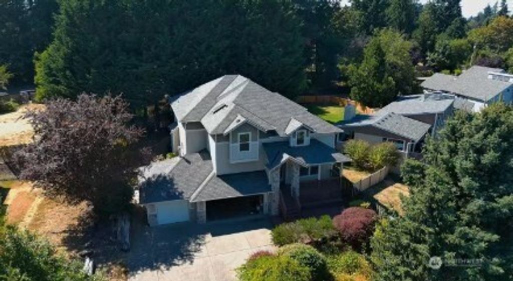 Photo of 27111 141st Avenue SE, Kent, WA 98042 (MLS # 2495762)