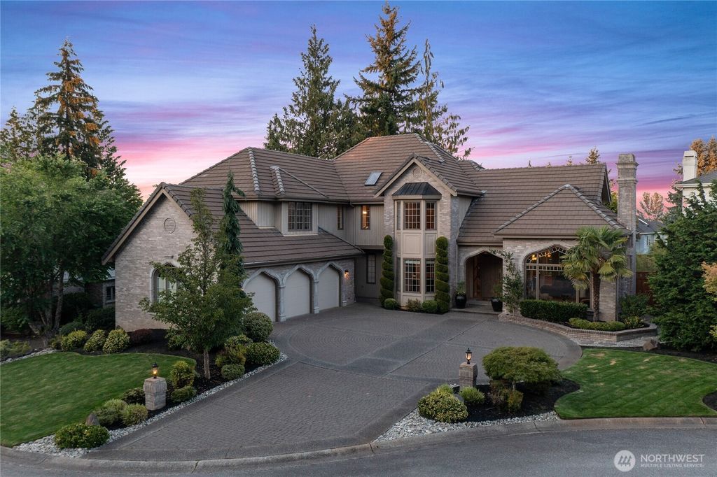 Photo of 5314 Gran Paradiso Place NW, Issaquah, WA 98027 (MLS # 2424180)