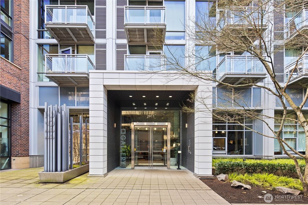 Photo of 2911 2nd Avenue #810, Seattle, WA 98121 (MLS # 2474603)
