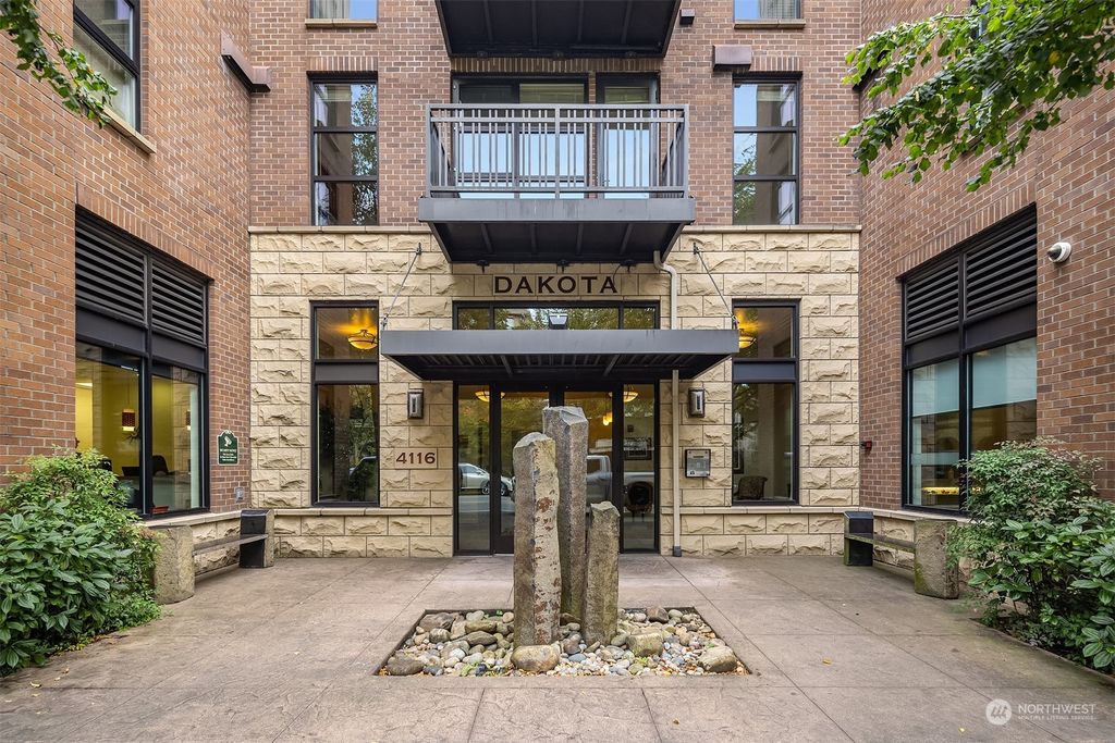 Photo of 4116 California Avenue SW #410, Seattle, WA 98116 (MLS # 2298823)