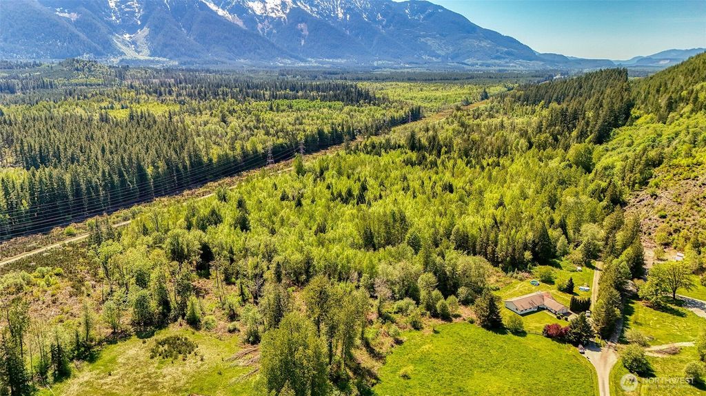 Photo of 462 XX Giles Drive, Darrington, WA 98241 (MLS # 2453460)