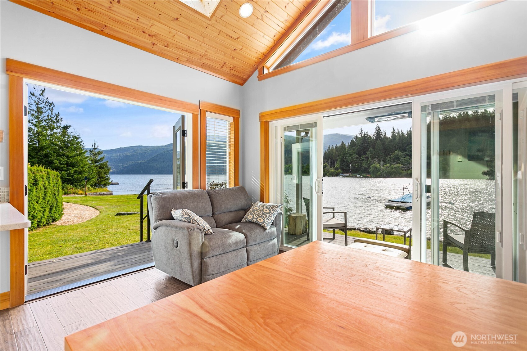 990 S Lake Whatcom Blvd S