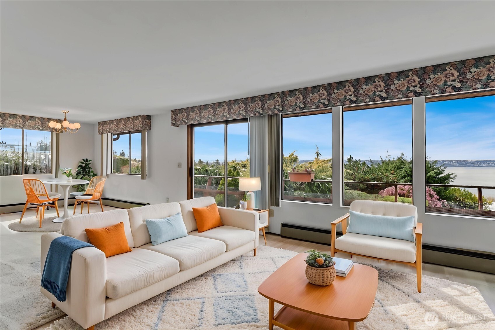 5837 Broadview Avenue NE