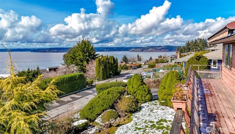 Photo of 5837 Broadview Avenue NE, Tacoma, WA 98422 (MLS # 2493024)