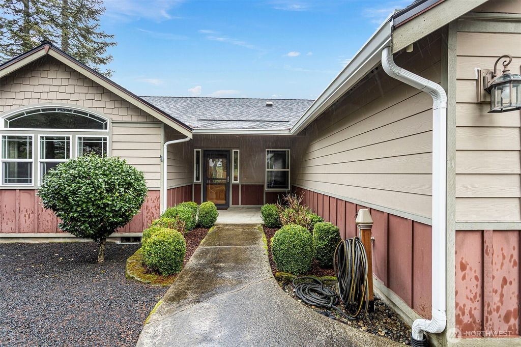 Photo of 2487 S Flower Avenue, Port Orchard, WA 98366 (MLS # 2474747)