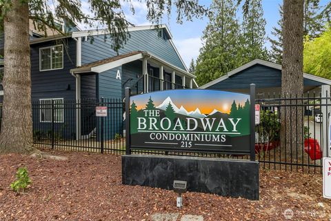 Photo of 215 SW 100th Street #D207, Everett, WA 98204 (MLS # 2519114)