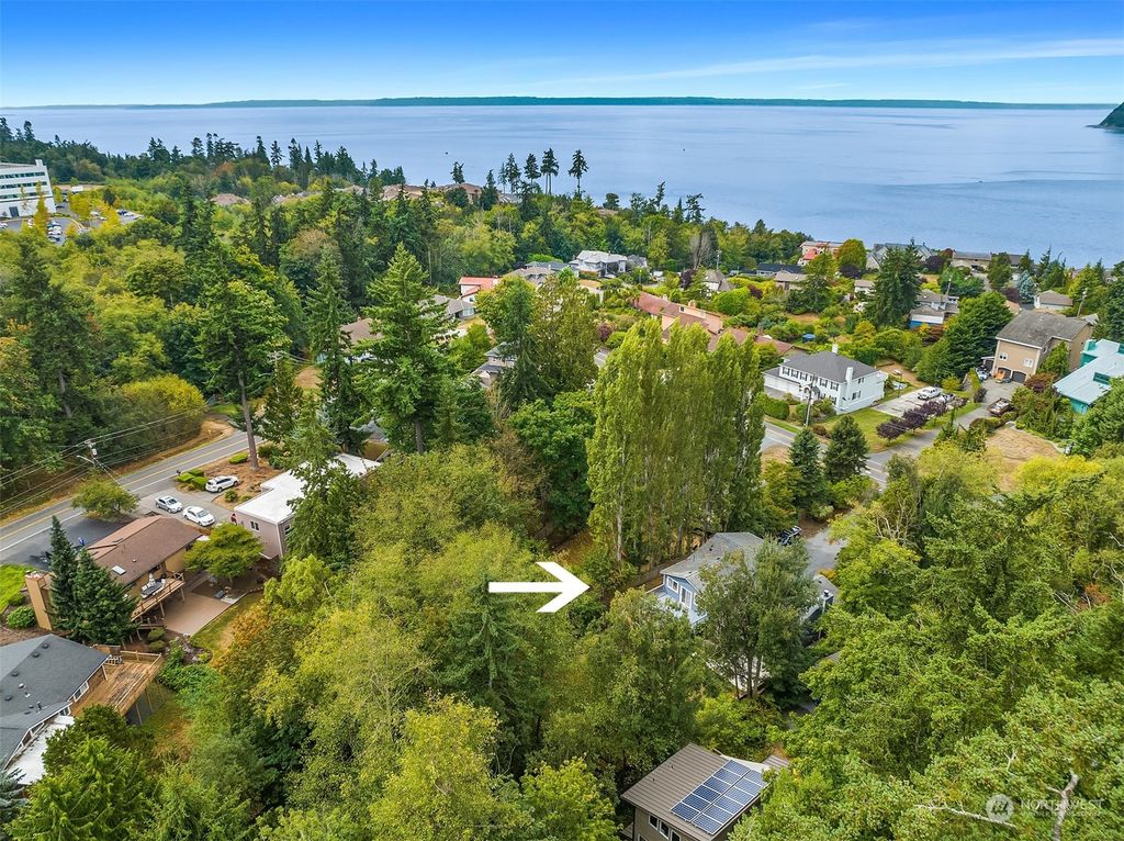 Photo of 10703 64th Place W, Mukilteo, WA 98275 (MLS # 2157068)