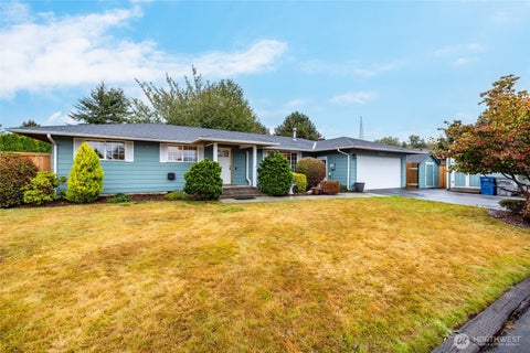 Photo of 18727 Fishermans Loop LOOP, Burlington, WA 98233 (MLS # 2588595)