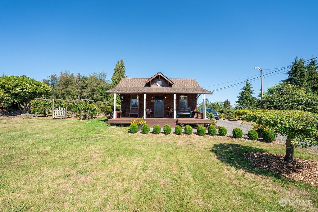 Photo of 9403 164th Street SE, Snohomish, WA 98296 (MLS # 2285356)