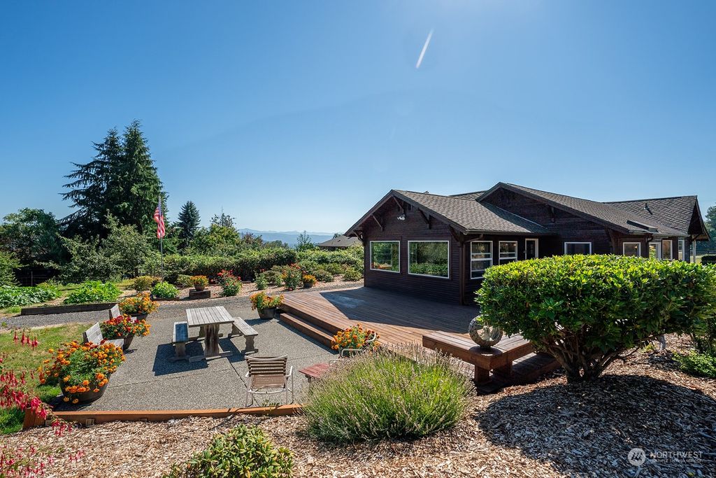 Photo of 9403 164th Street SE, Snohomish, WA 98296 (MLS # 2285356)