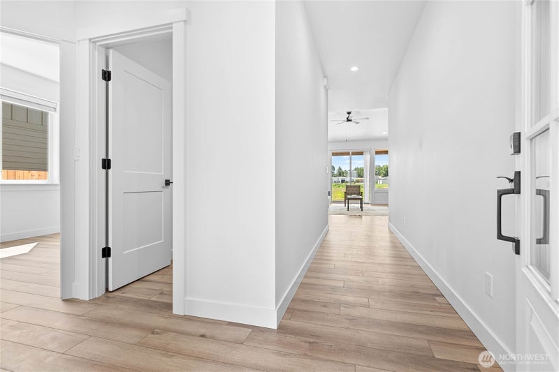 317 W 3rd Street