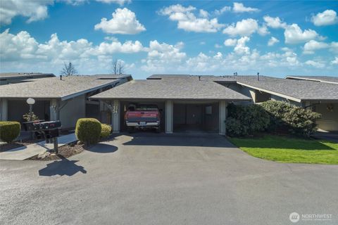 Photo of 601 Village Way #34, Walla Walla, WA 99362 (MLS # 2504510)