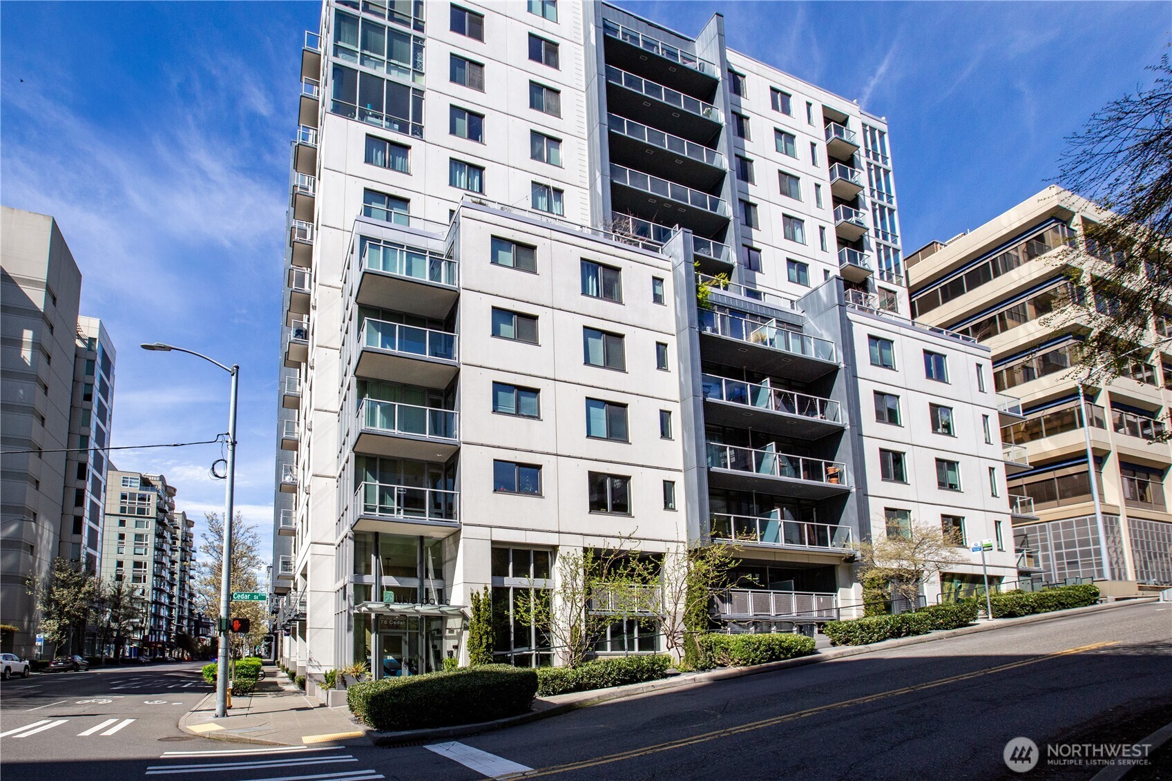 81 Clay St 430
