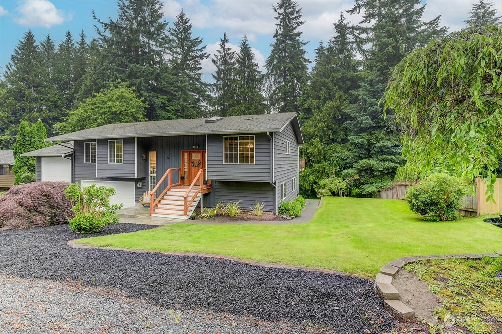 Photo of 3423 100th Drive SE, Lake Stevens, WA 98258 (MLS # 2129893)