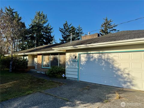 1323 S Montesano St Westport WA 98595