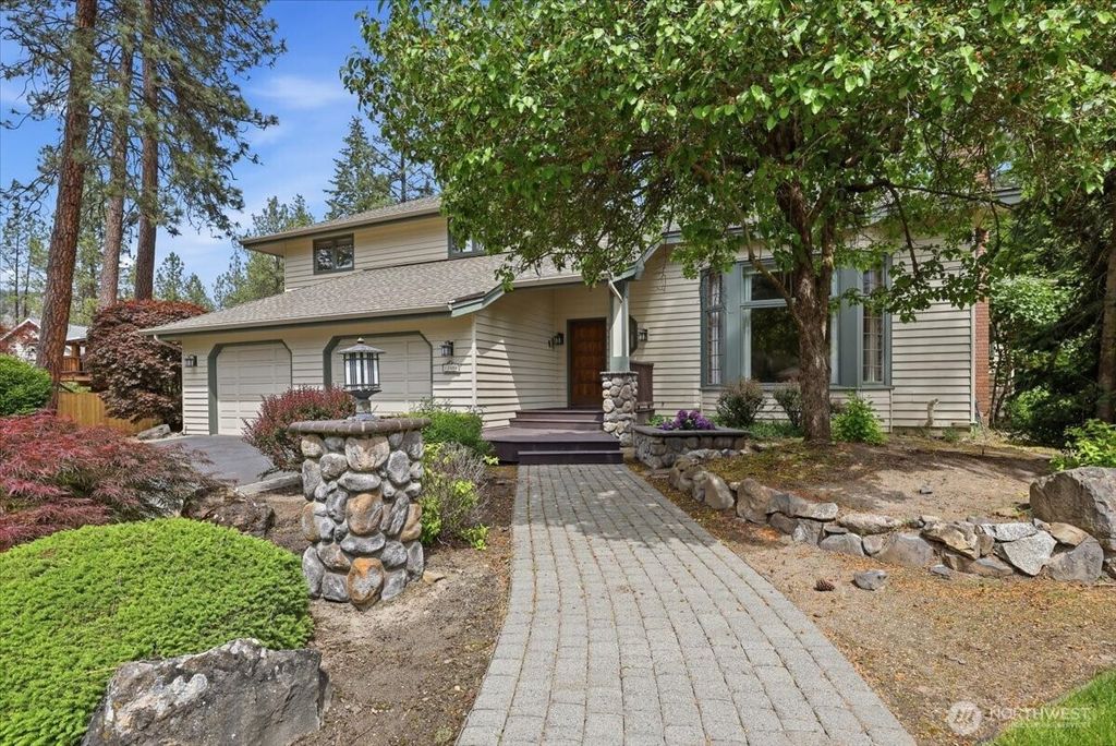 Photo of 12006 N Hemlock Street, Mead, WA 99218 (MLS # 2528694)