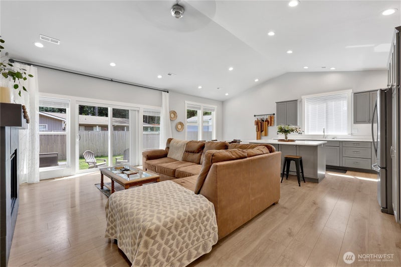 1134 Falcon Court