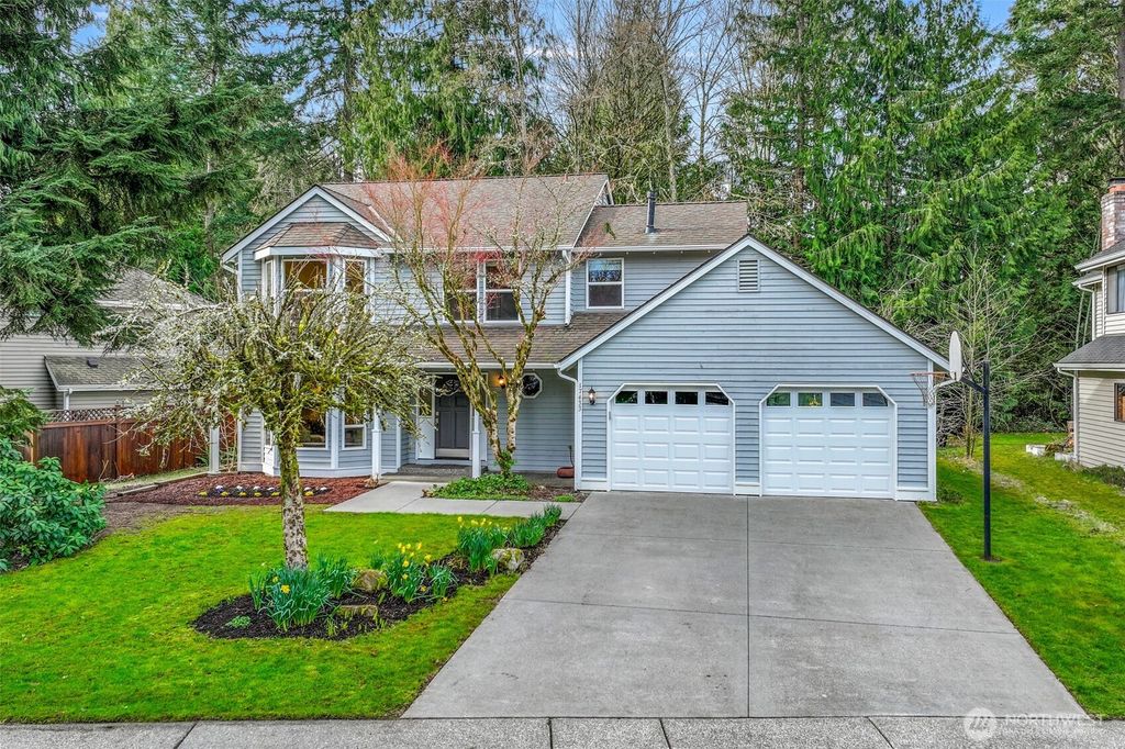 Photo of 17433 NE 139th Place, Redmond, WA 98052 (MLS # 2347651)