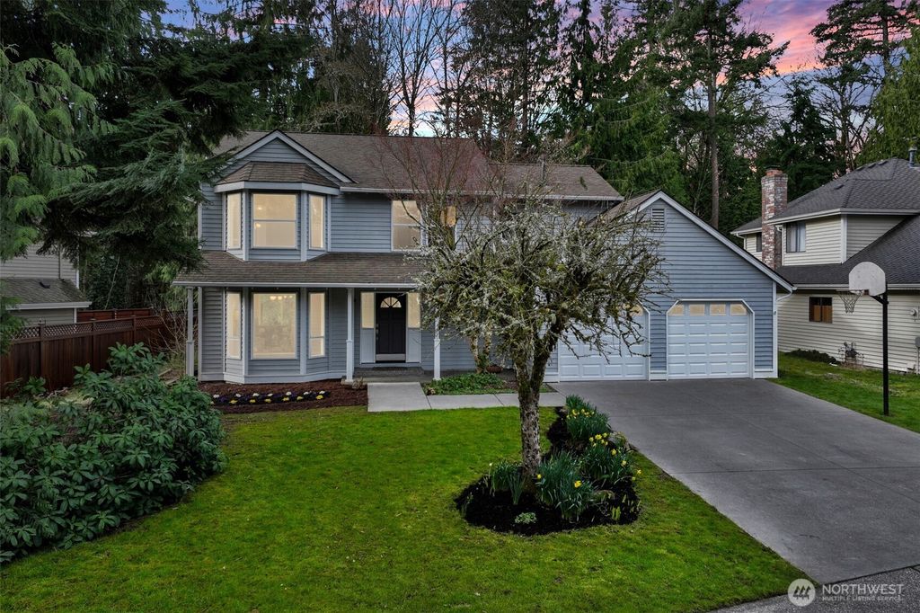 Photo of 17433 NE 139th Place, Redmond, WA 98052 (MLS # 2347651)