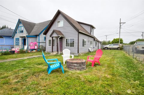 A home in Hoquiam