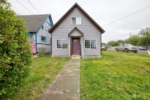 A home in Hoquiam