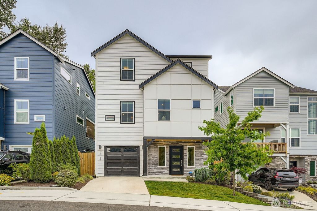 Photo of 9738 Lindsay Place S, Seattle, WA 98118 (MLS # 2400254)
