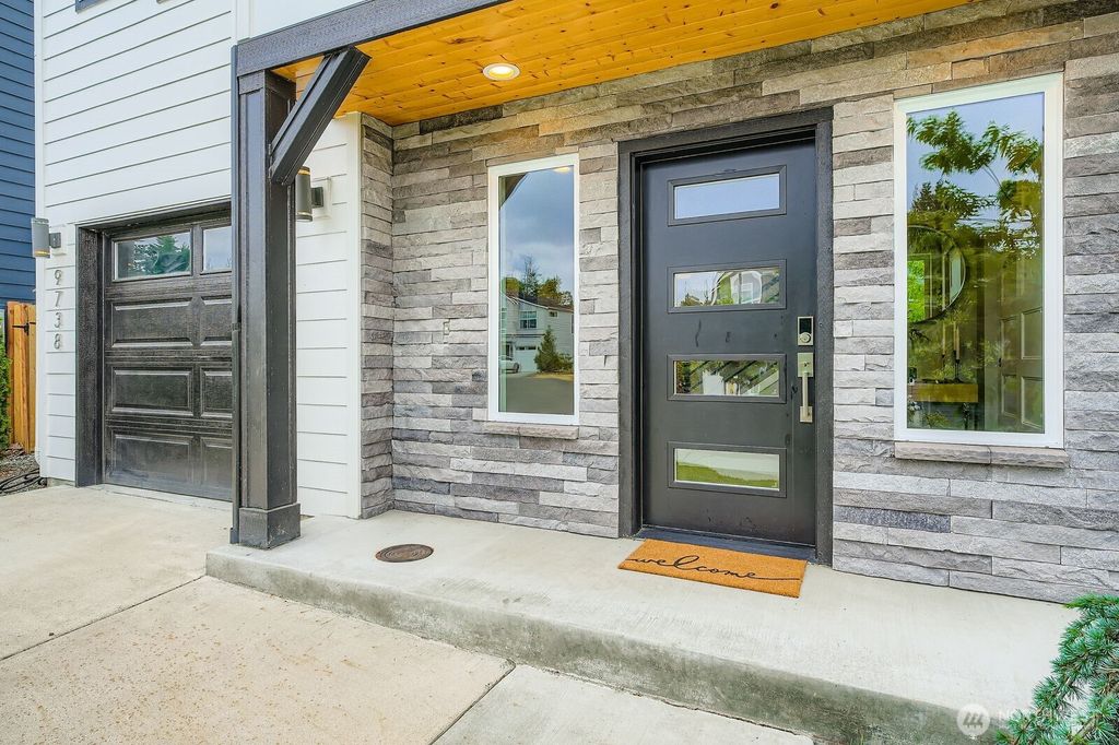 Photo of 9738 Lindsay Place S, Seattle, WA 98118 (MLS # 2400254)