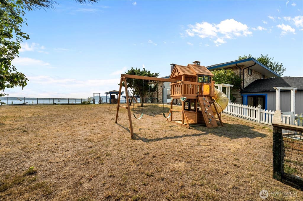 Photo of 3962 Saltspring Drive, Ferndale, WA 98248 (MLS # 2570720)