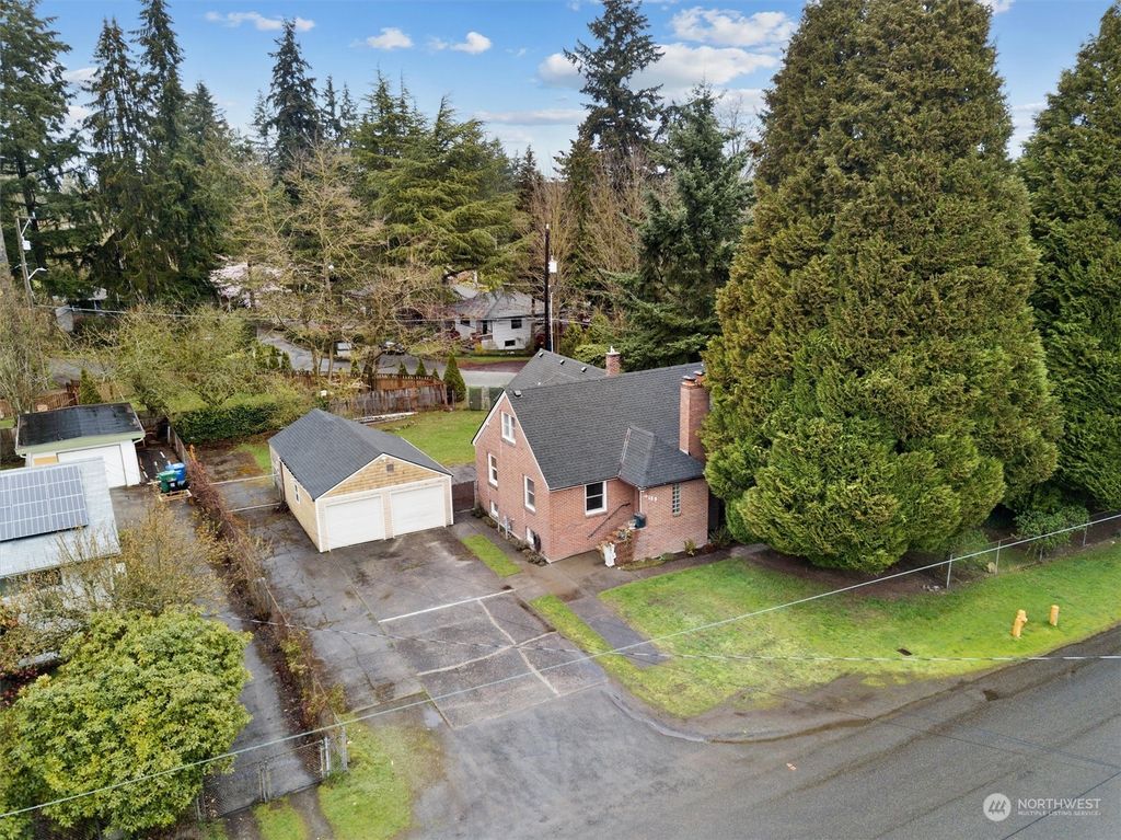 Photo of 130 NE 133rd Street, Seattle, WA 98125 (MLS # 2054678)