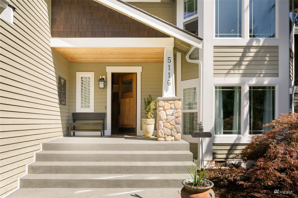 Photo of 5116 243rd Avenue NE, Redmond, WA 98053 (MLS # 1987196)
