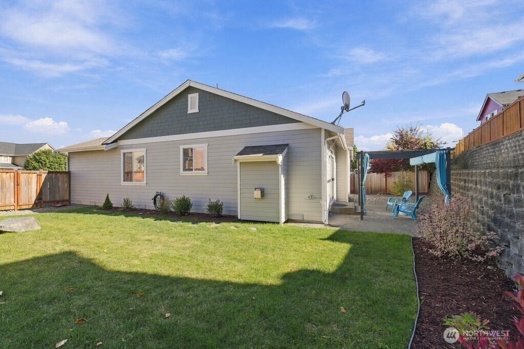 13814 170th Street E