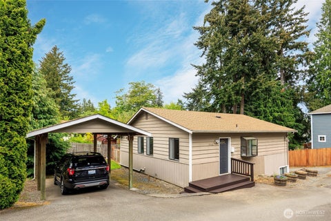 Photo of 19708 North Park Avenue N, Shoreline, WA 98133 (MLS # 2563897)