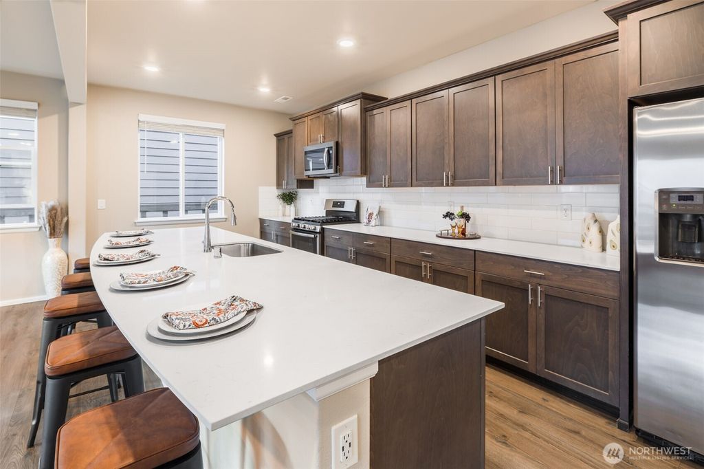 Photo of 33185 Glacier Avenue SE, Black Diamond, WA 98010 (MLS # 2443219)