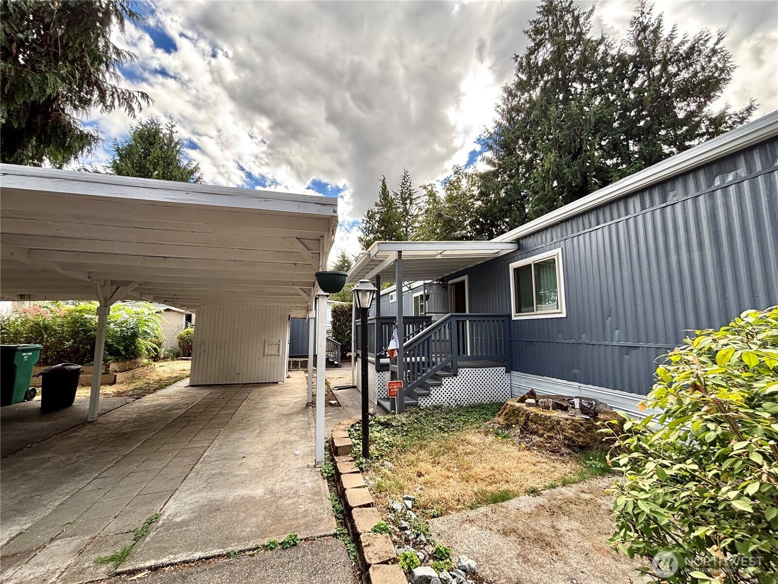 900 29th Street SE E14