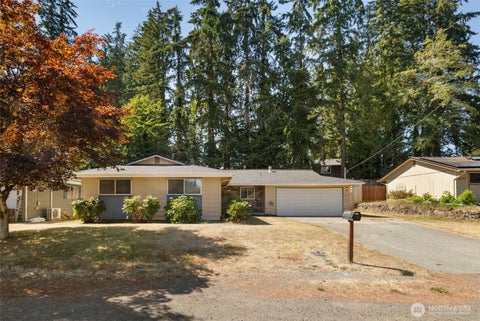 Photo of 2374 S Flower Avenue, Port Orchard, WA 98366 (MLS # 2572469)