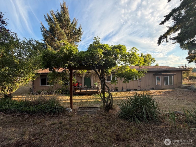 3295 Hastings