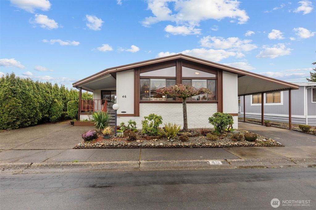 Photo of 11436 SE 208th Street #46, Kent, WA 98031 (MLS # 2349912)