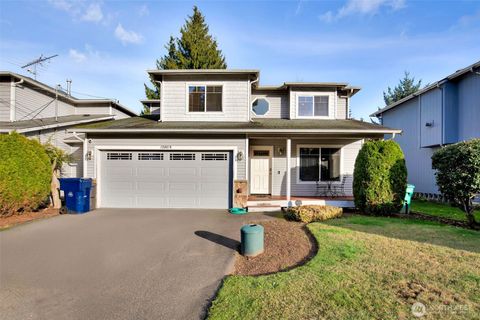Photo of 12001 8th Avenue W #B, Everett, WA 98204 (MLS # 2455200)