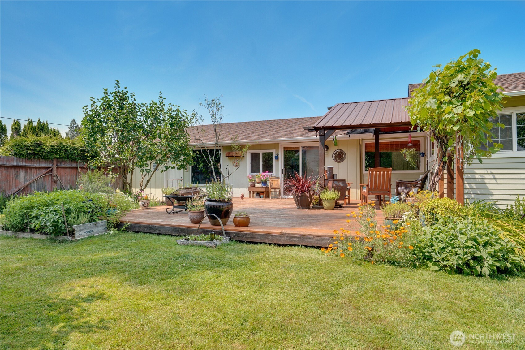 1048 Pioneer Street