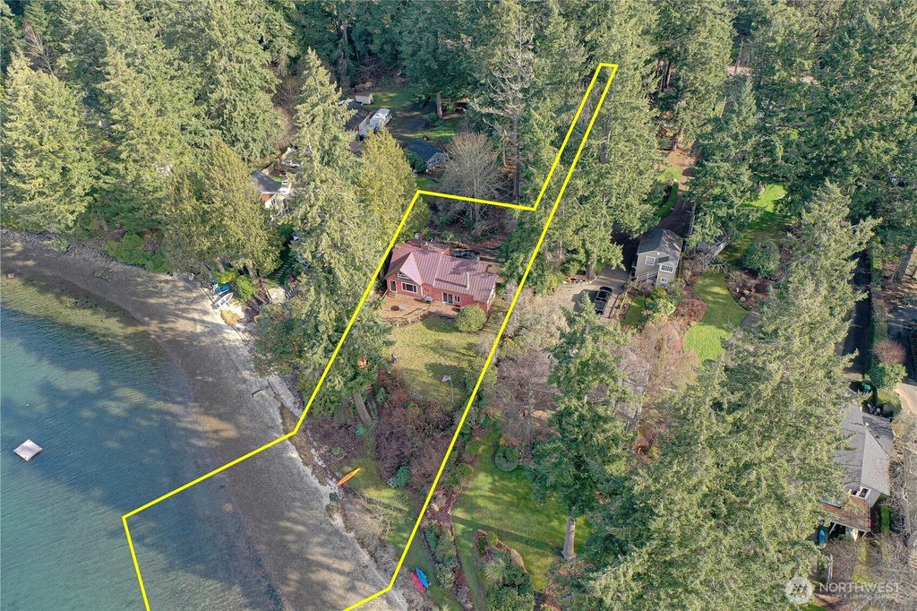 Photo of 2735 Marine Drive, Bremerton, WA 98312 (MLS # 2492807)