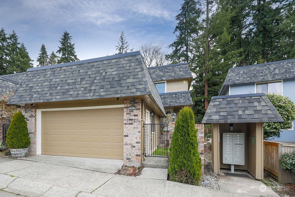 Photo of 2602 175th Avenue NE, Redmond, WA 98052 (MLS # 2049033)