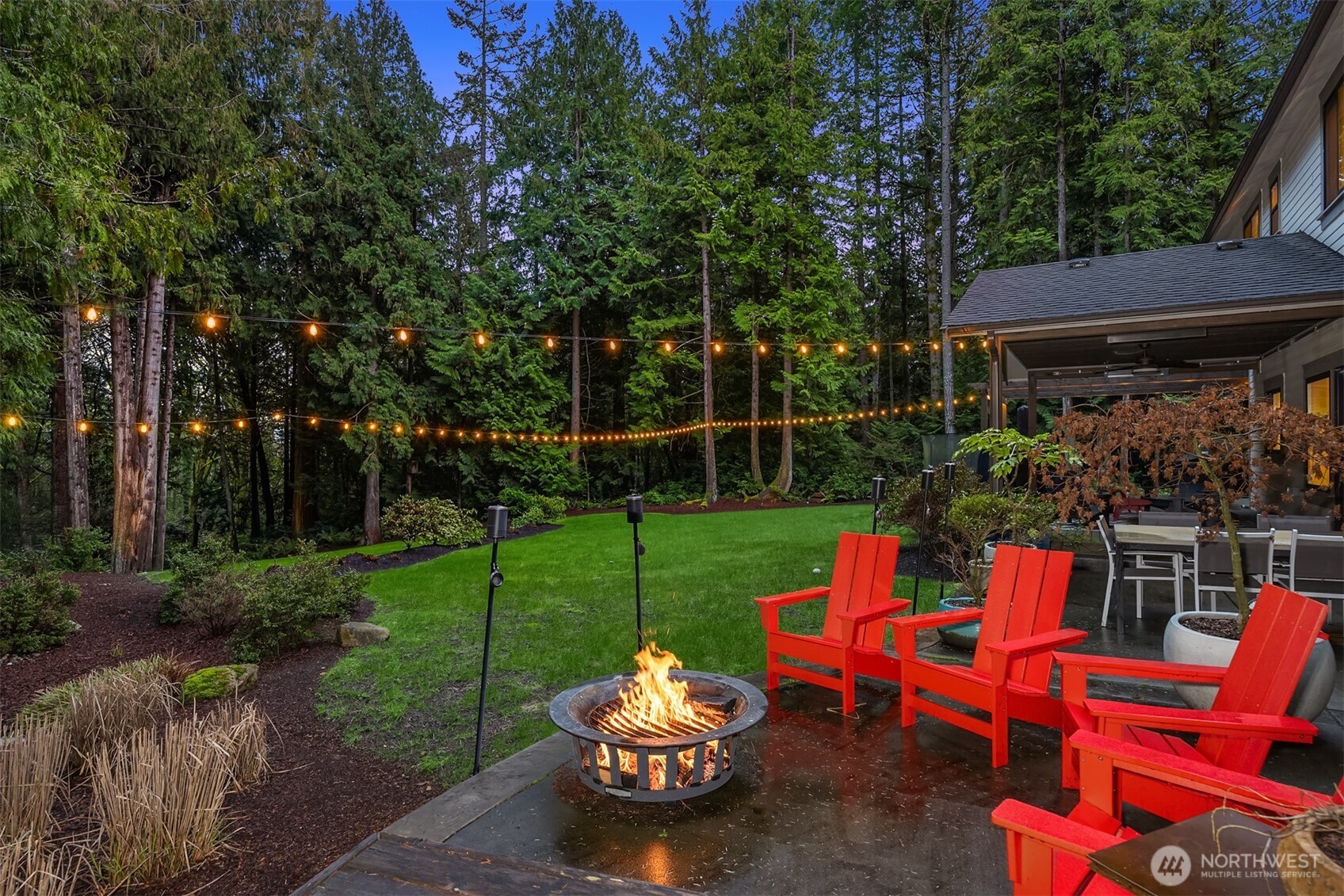 4516 Island Avenue NE